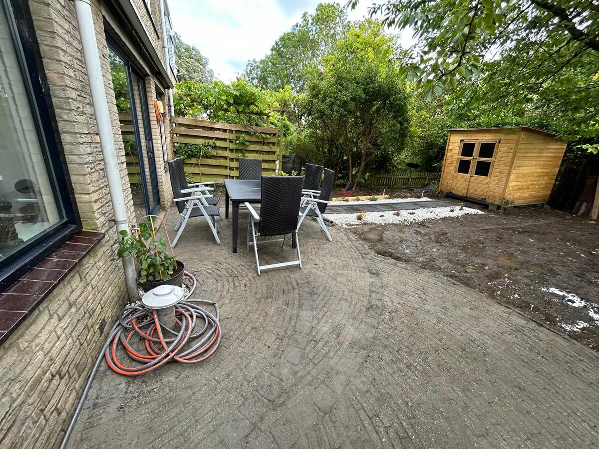 Pavage autour de la maison avec allées et terrasse à Nieuwegein et environs, photo 7 sur 8